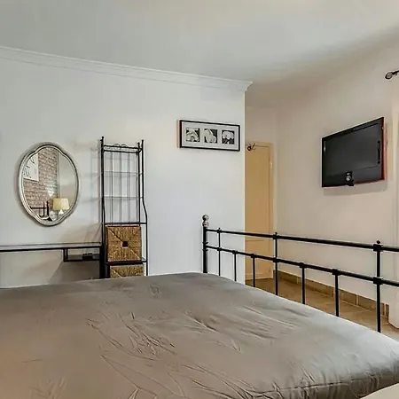 Appartement Cozy 2-bedroom Near - Gigantes *