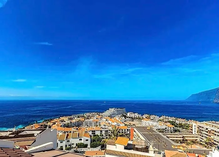 Appartamento Cozy 2-bedroom Near - Gigantes
